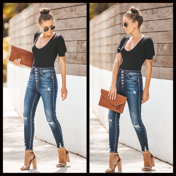 50% CLEARANCE 🎄Roxy Puff Sleeved Bodysuit - Picture 7 of 8